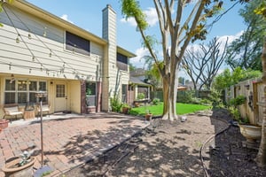 Selkirk Dr-S0405-044.jpg