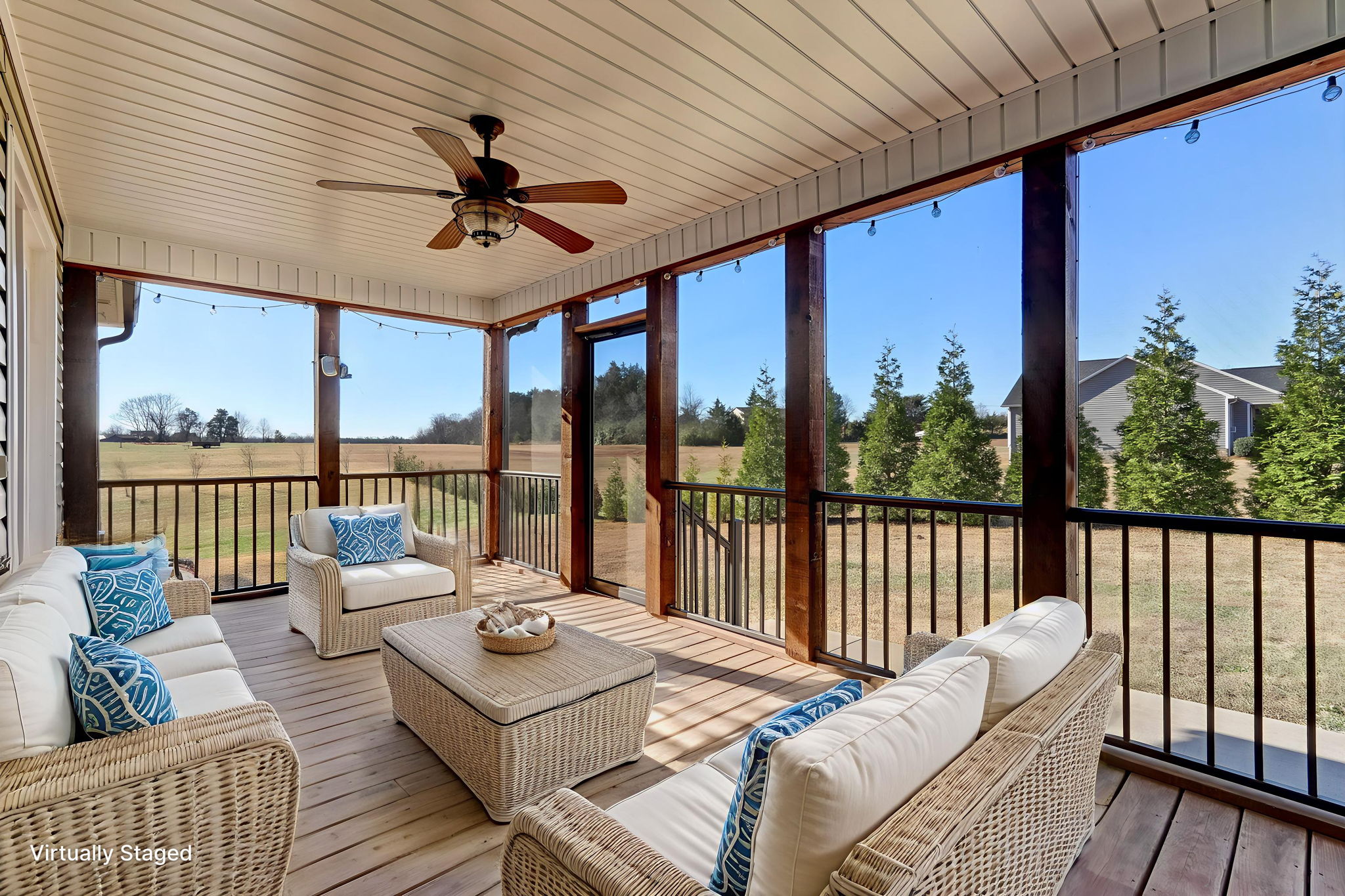 Sun Porch virtually staged