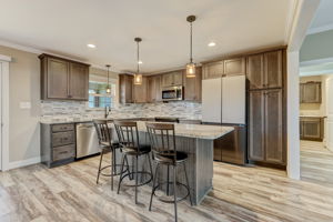 Kitchen/Breakfast Bar