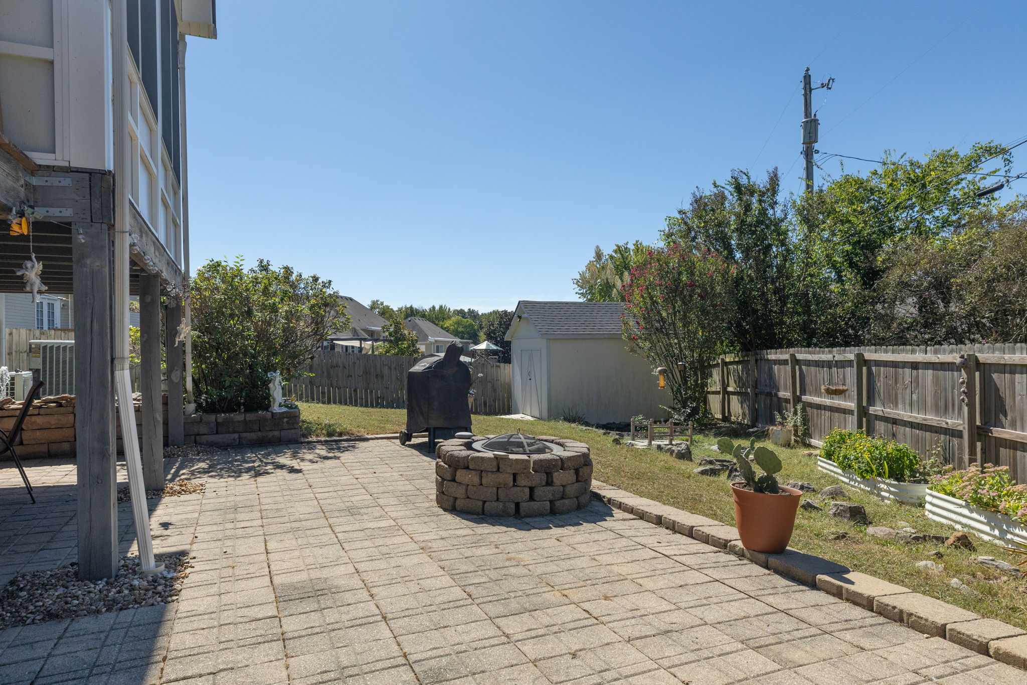  Photo 46