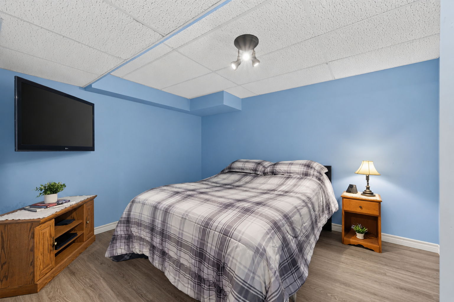  Photo 38