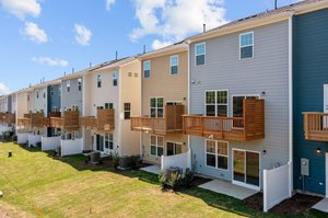1260 Commack Dr, Durham, NC 27703, USA Photo 6