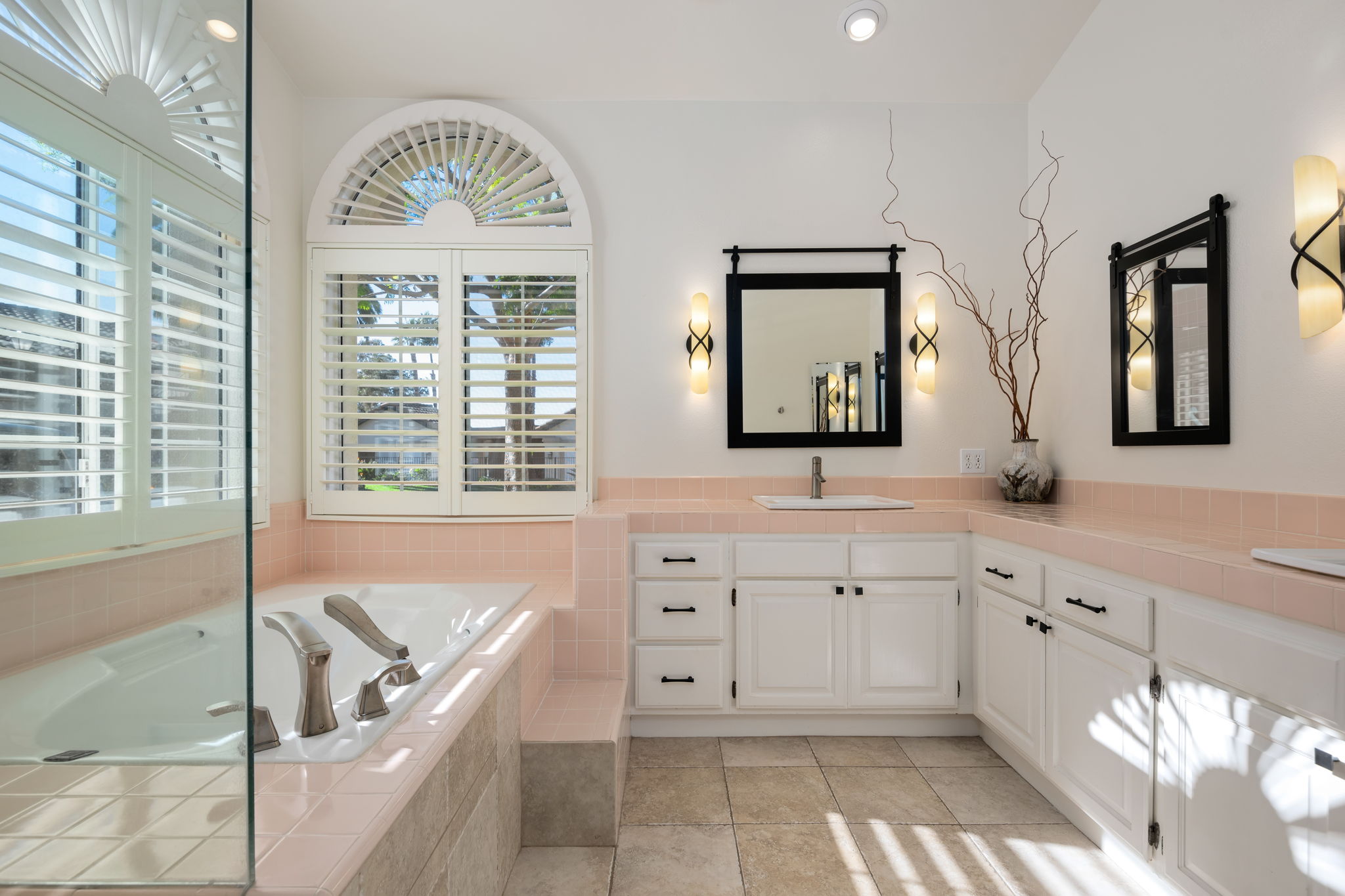 16 - Primary Bathroom