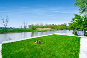  Photo 38
