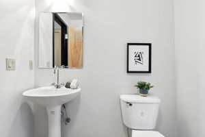  Photo 38