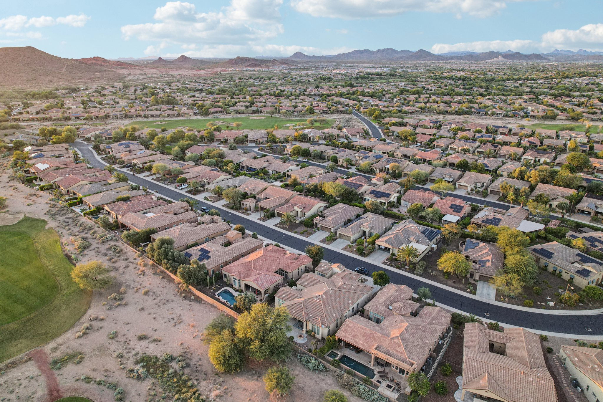 W Rosewood Ln-S1811-052.jpg