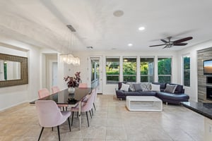 W Rosewood Ln-S1811-012.jpg