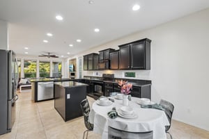 W Rosewood Ln-S1811-014.jpg