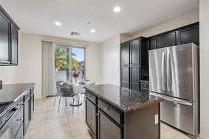 W Rosewood Ln-S1811-016.jpg