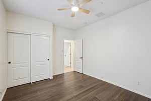 W Rosewood Ln-S1811-021.jpg