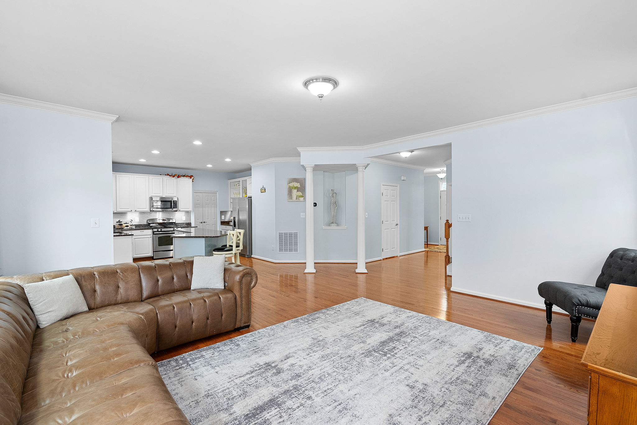 open floor plan --an homeowner's dream floor plan