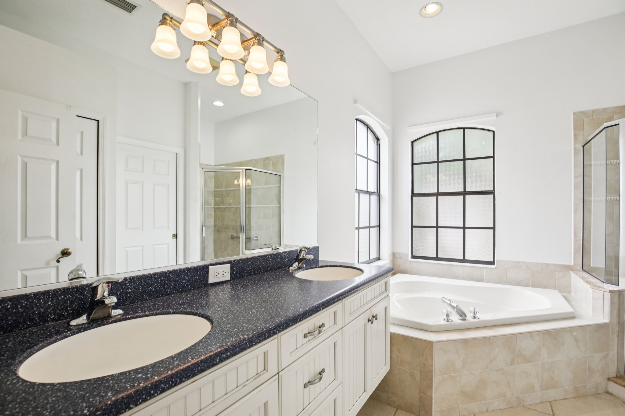 30th St E-S1401-025.jpg