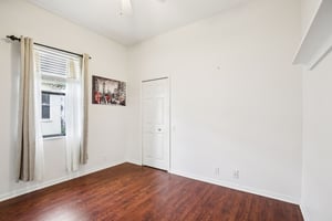 30th St E-S1401-029.jpg