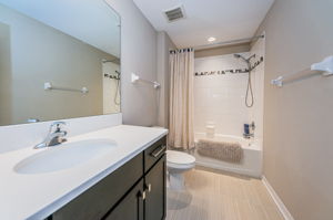 Upper Level Bathroom2