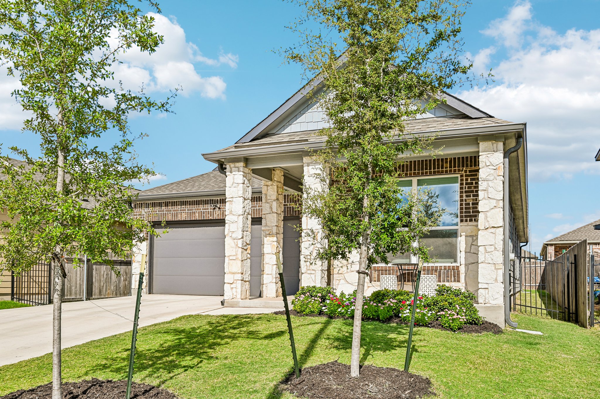 Oxford Vineyard Ln-S1009-004.jpg