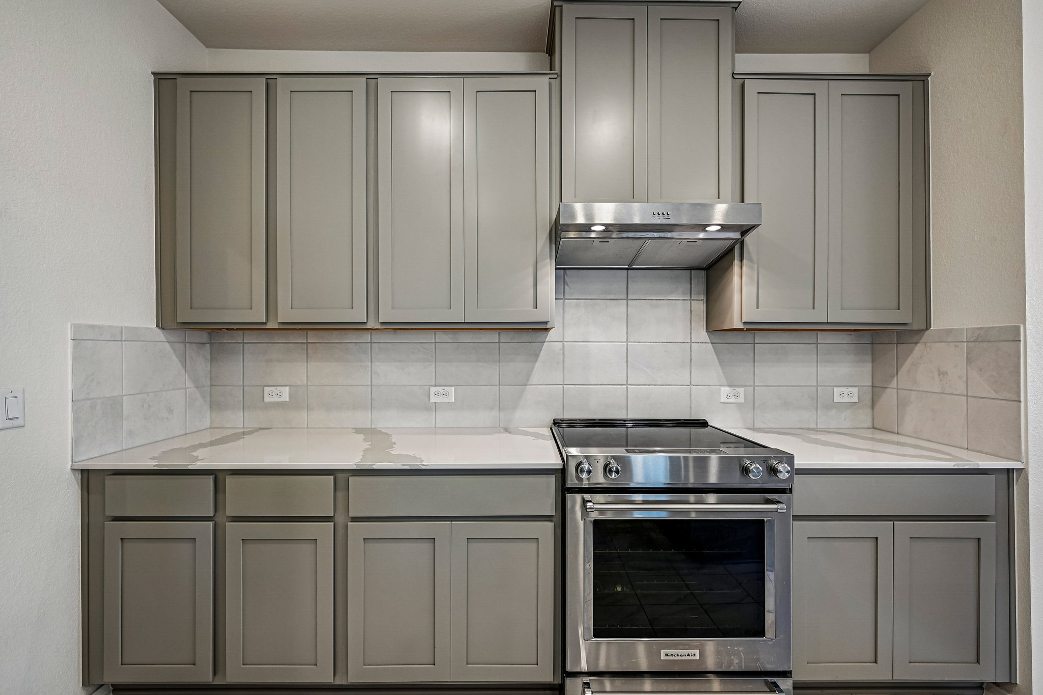 Oxford Vineyard Ln-S1009-021.jpg