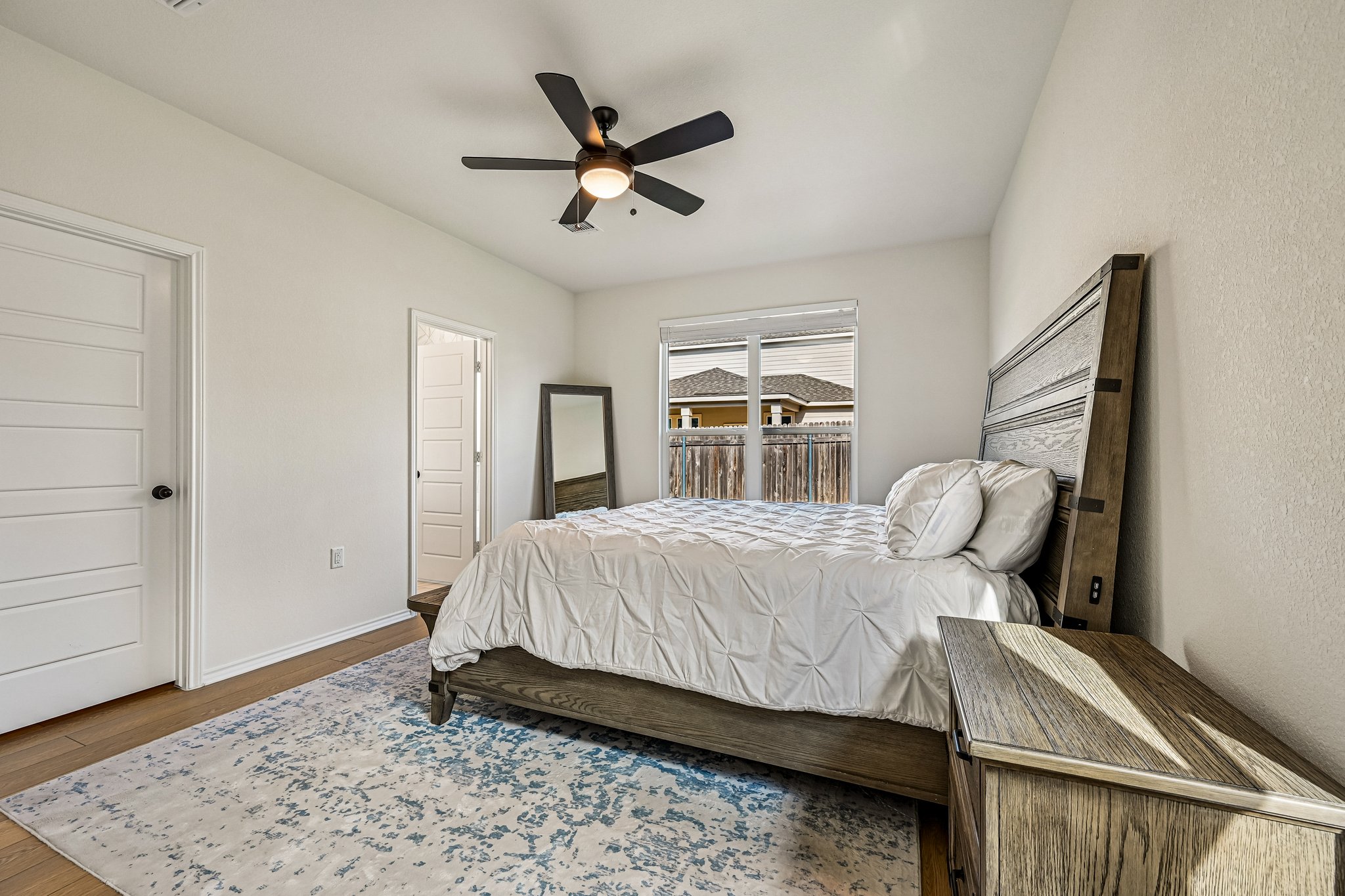 Oxford Vineyard Ln-S1009-036.jpg