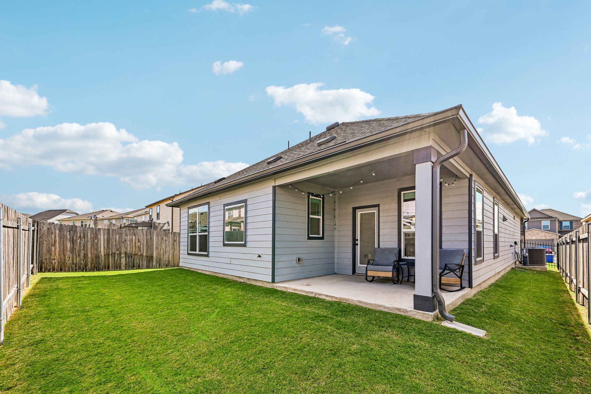 Oxford Vineyard Ln-S1009-049.jpg