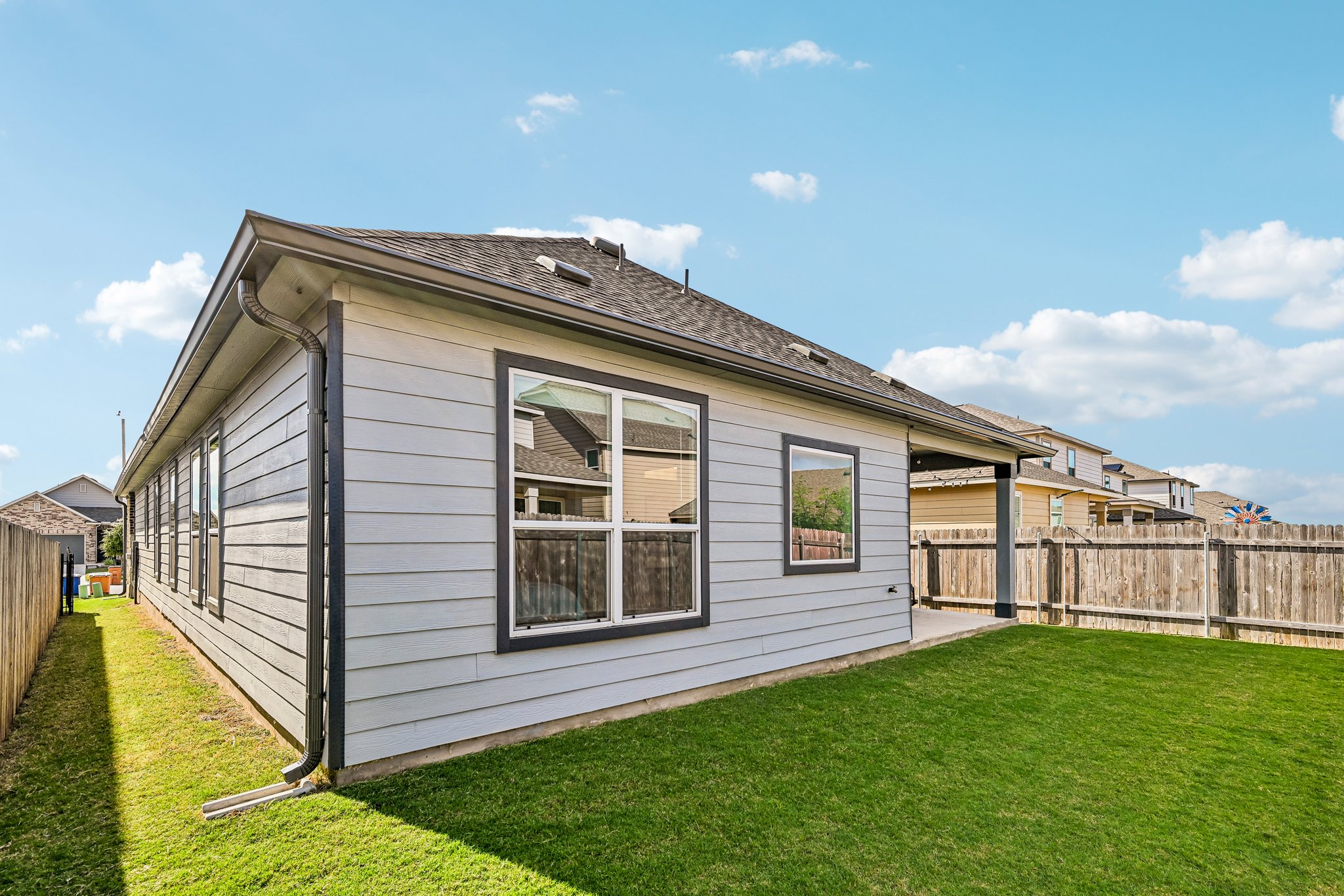 Oxford Vineyard Ln-S1009-050.jpg