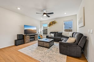 Oxford Vineyard Ln-S1009-009.jpg