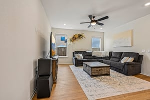 Oxford Vineyard Ln-S1009-010.jpg