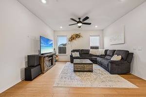 Oxford Vineyard Ln-S1009-011.jpg