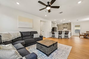Oxford Vineyard Ln-S1009-012.jpg