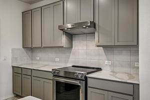 Oxford Vineyard Ln-S1009-024.jpg