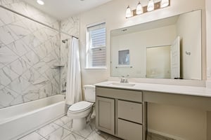 Oxford Vineyard Ln-S1009-028.jpg