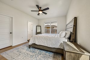 Oxford Vineyard Ln-S1009-036.jpg