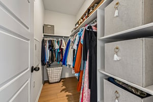 Oxford Vineyard Ln-S1009-042.jpg