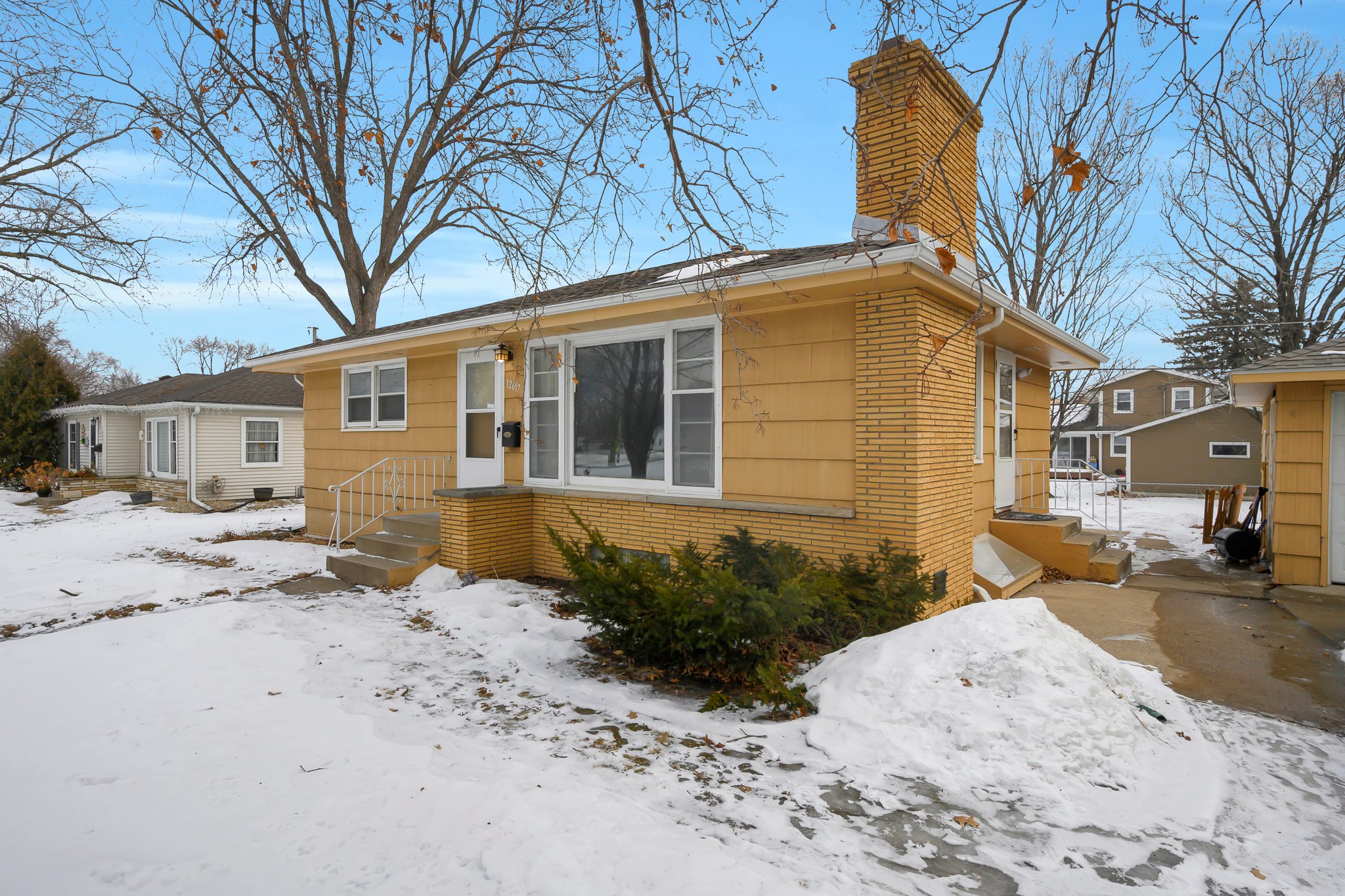 12617 Ottawa Ave, Savage, MN 55378, USA Photo 2