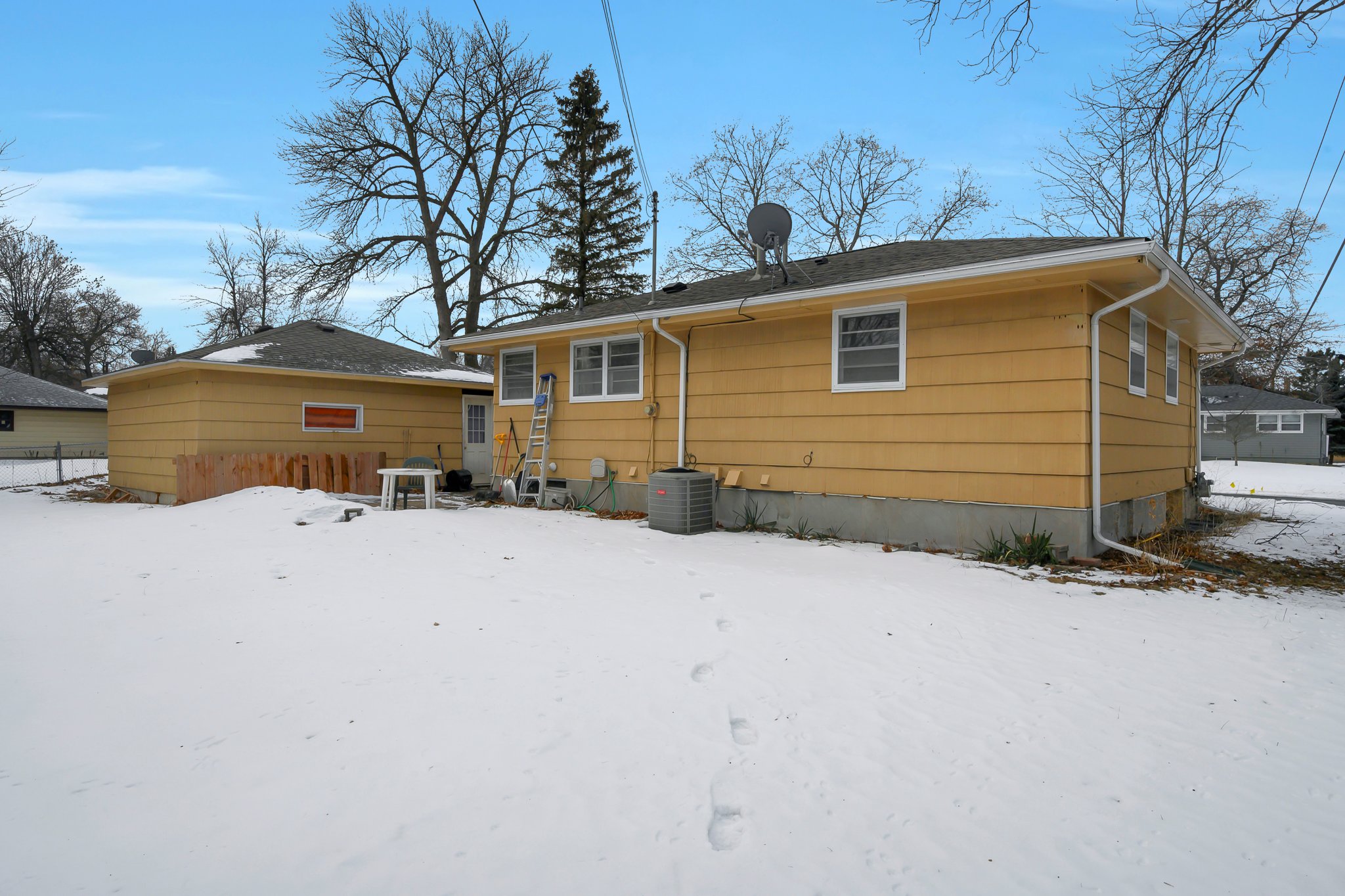 12617 Ottawa Ave, Savage, MN 55378, USA Photo 5