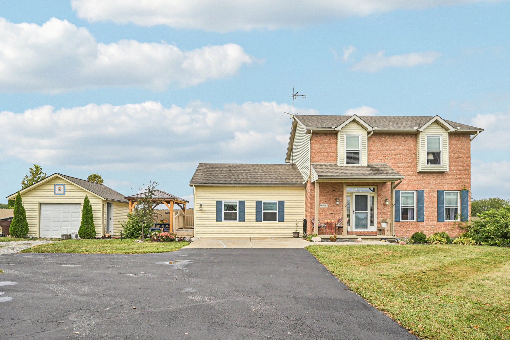 N Heck Hill Rd-S2509-003.jpg