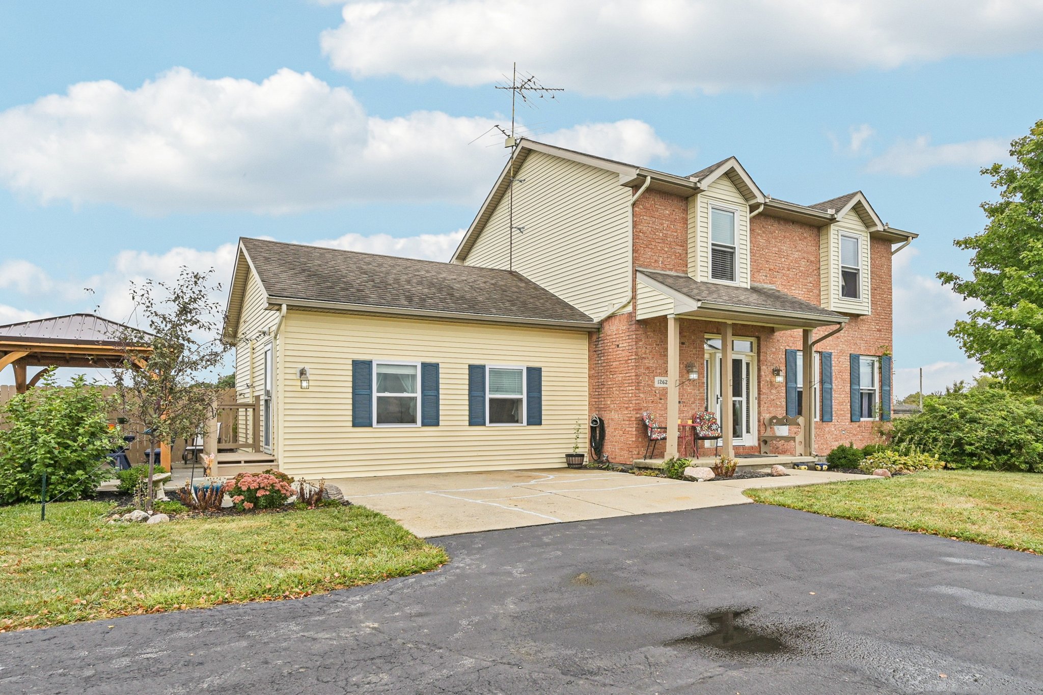 N Heck Hill Rd-S2509-005.jpg