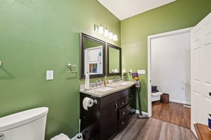 N Heck Hill Rd-S2509-046.jpg