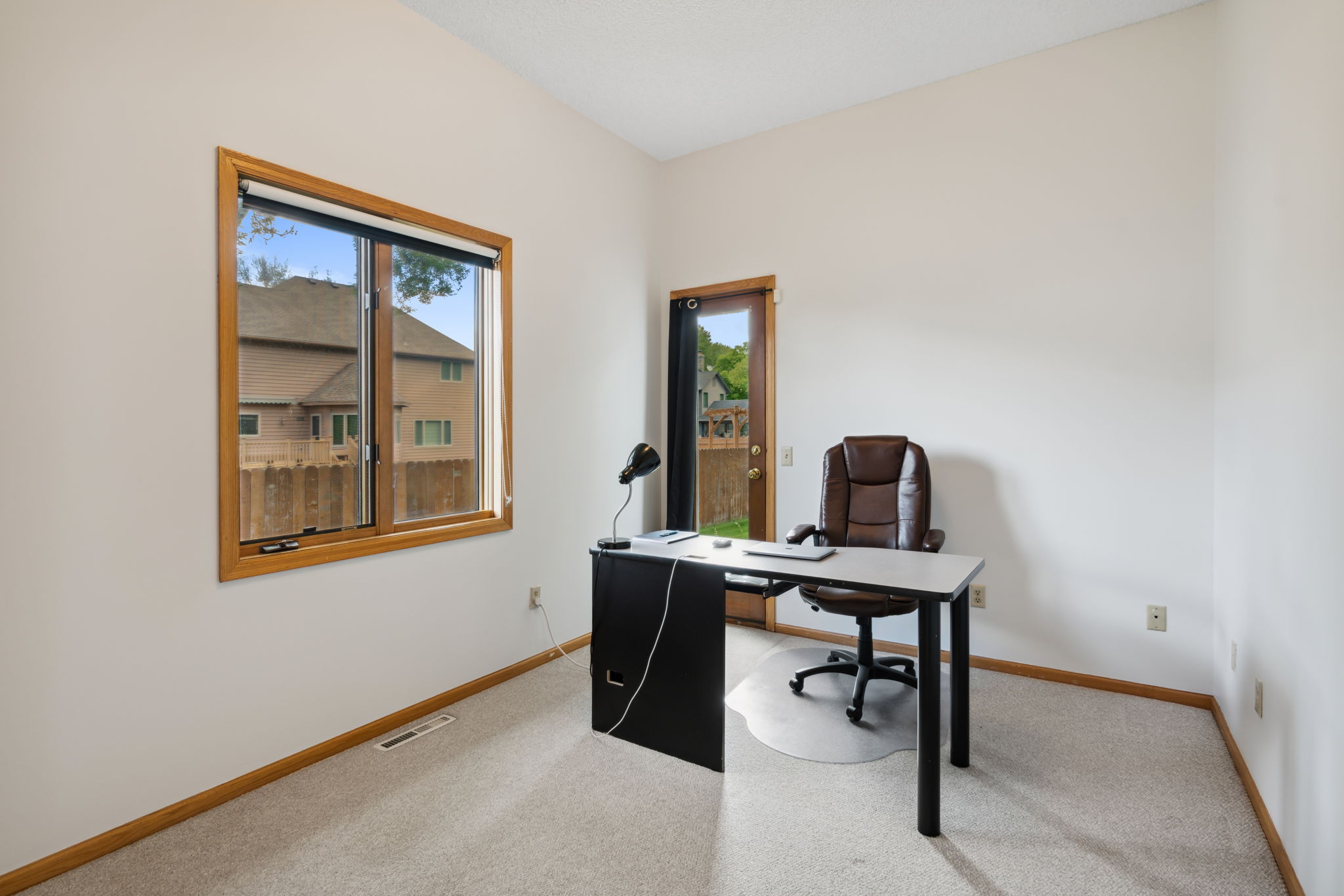 24_Interior