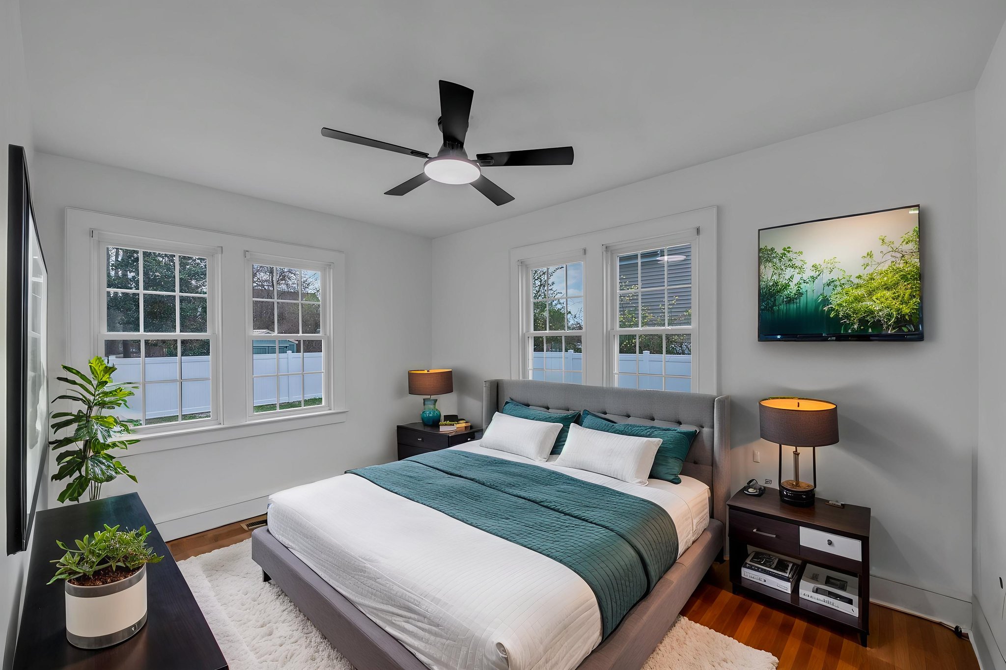 DSC_9739 virtually staged.jpeg