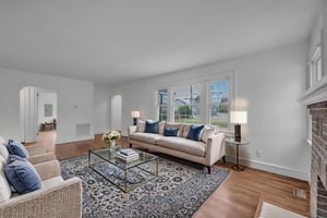 DSC_9730 virtually staged.jpeg