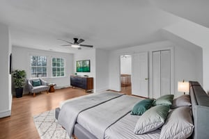 DSC_9766 virtually staged.jpeg