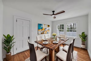 DSC_9781 virtually staged.jpeg