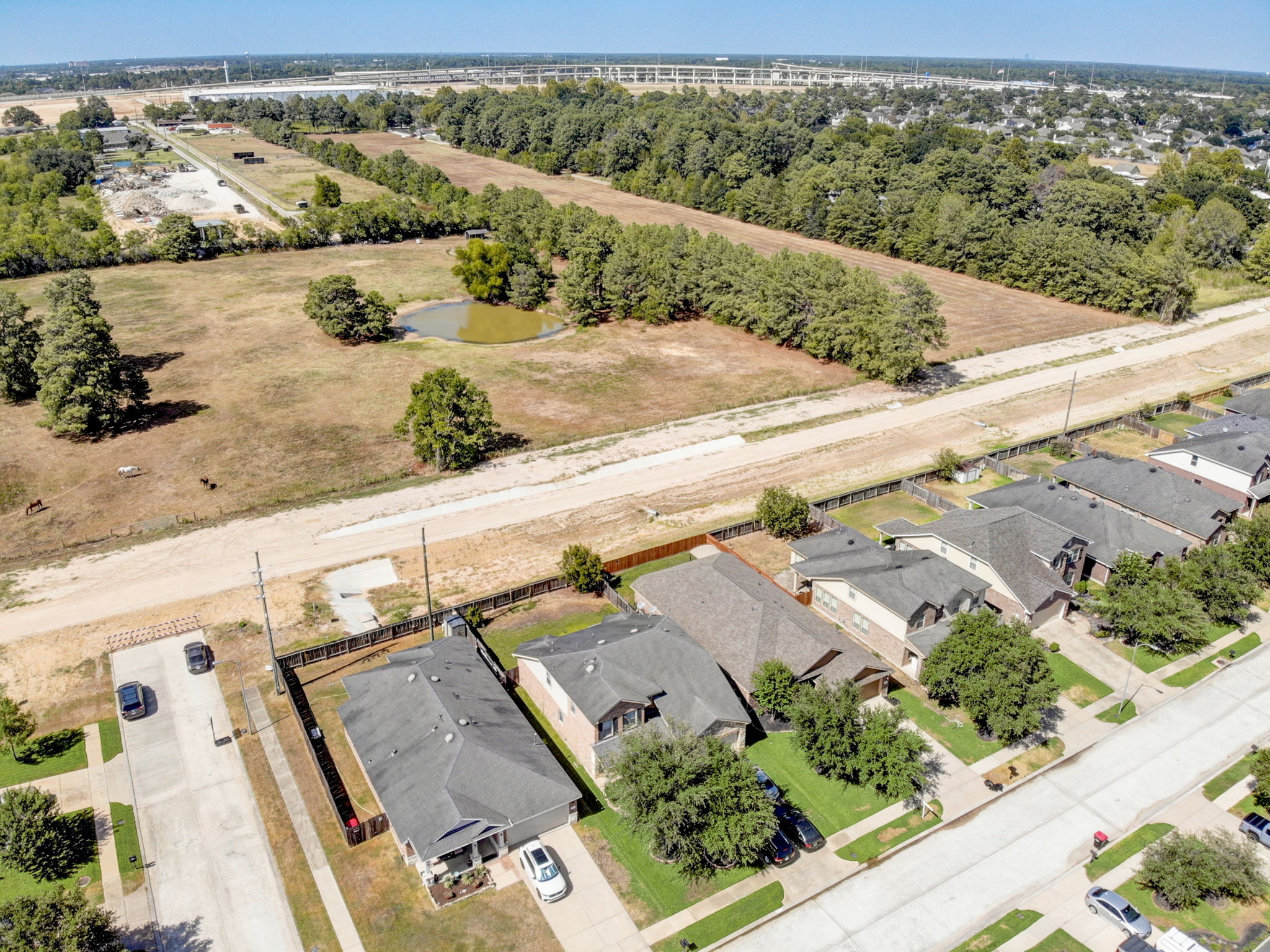 Ember Village Ln-049