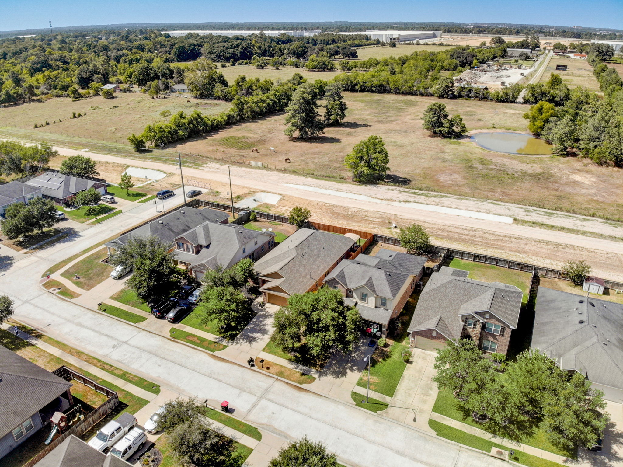 Ember Village Ln-043