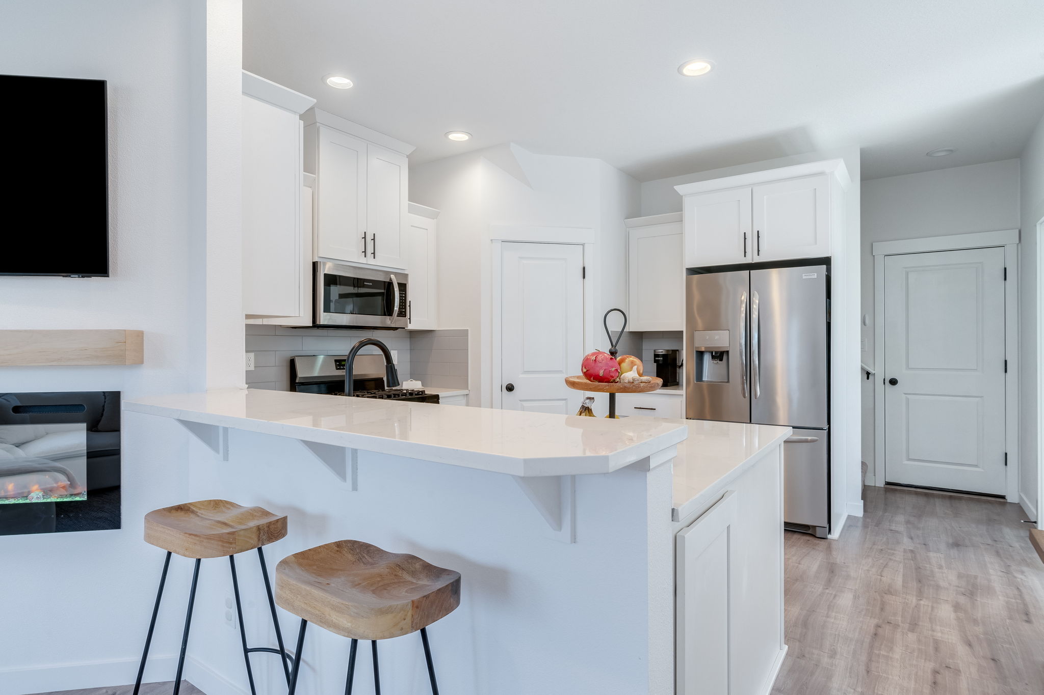 Kitchen/Breakfast Bar