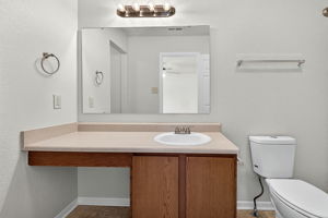  Photo 24