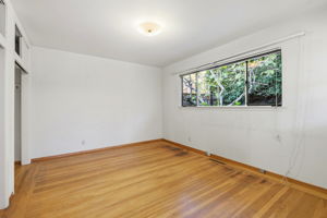 019_F8_1265 Altschul Ave