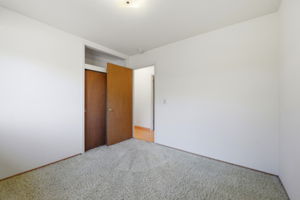 022_F8_1265 Altschul Ave