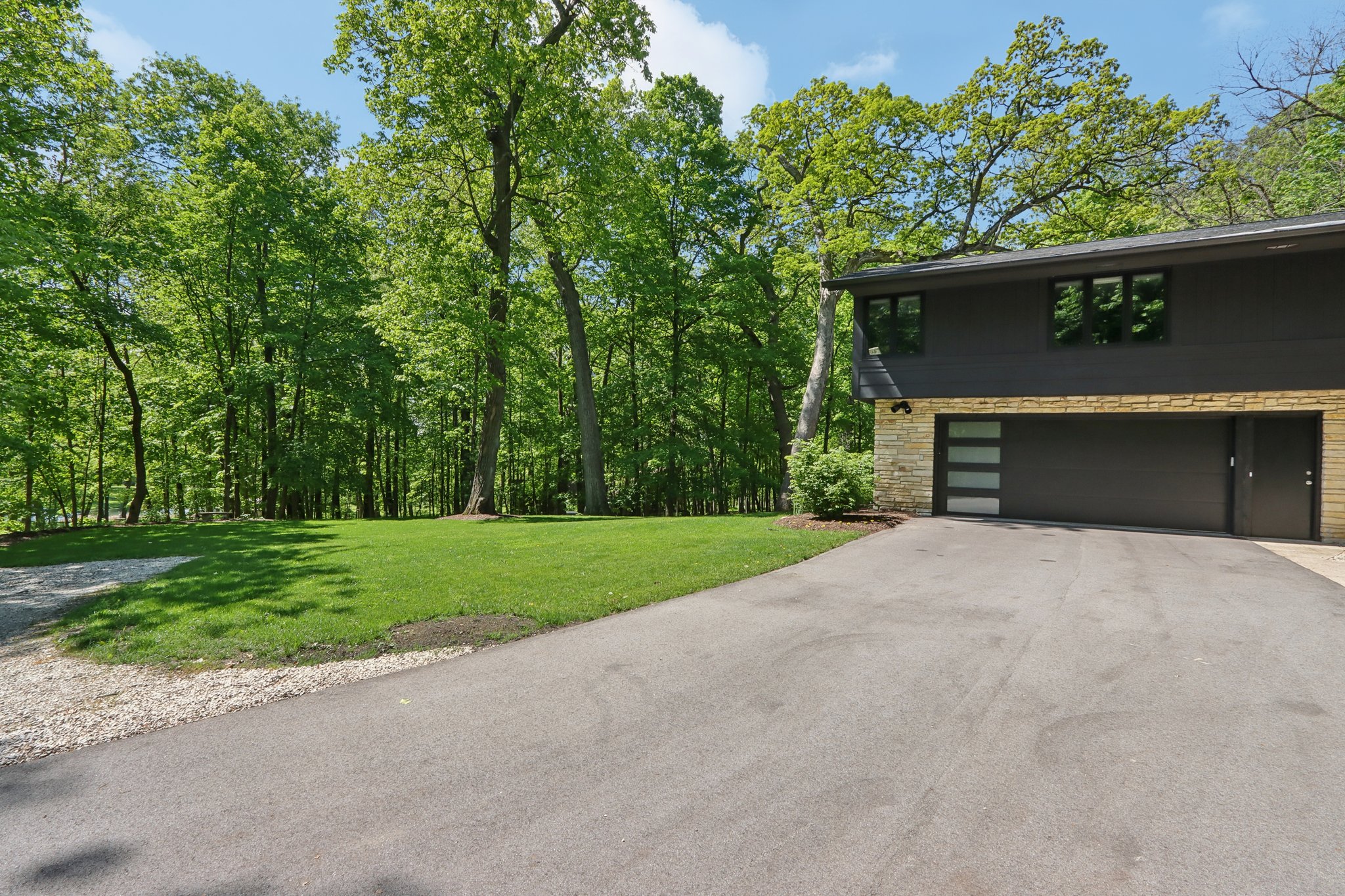 Valley Ridge Dr-3005-1-003.jpg