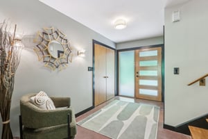 Valley Ridge Dr-2805-010.jpg