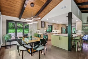 Valley Ridge Dr-2805-017.jpg